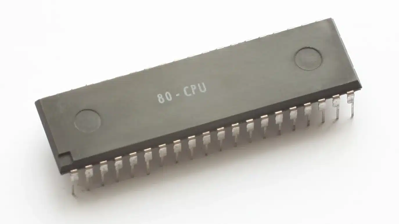 The U880, East Germany's reverse-engineered, Z80-compatible processor used in the KC 85/1.