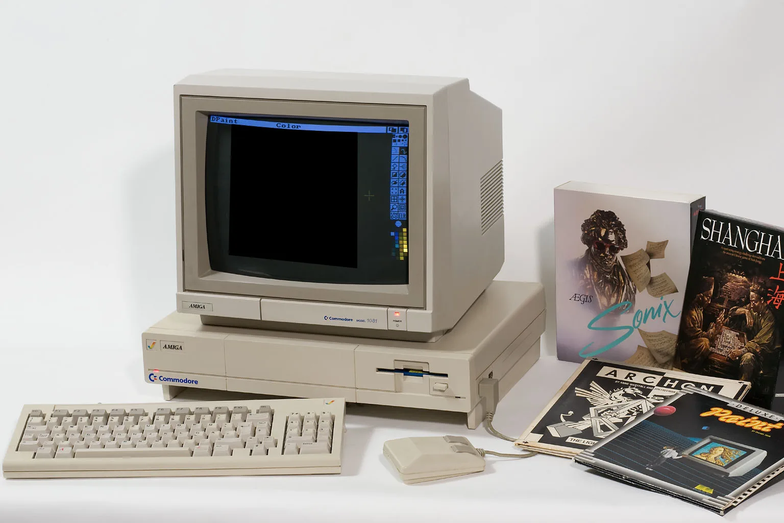 Commodore Amiga 1000 with Commodore 1081 monitor