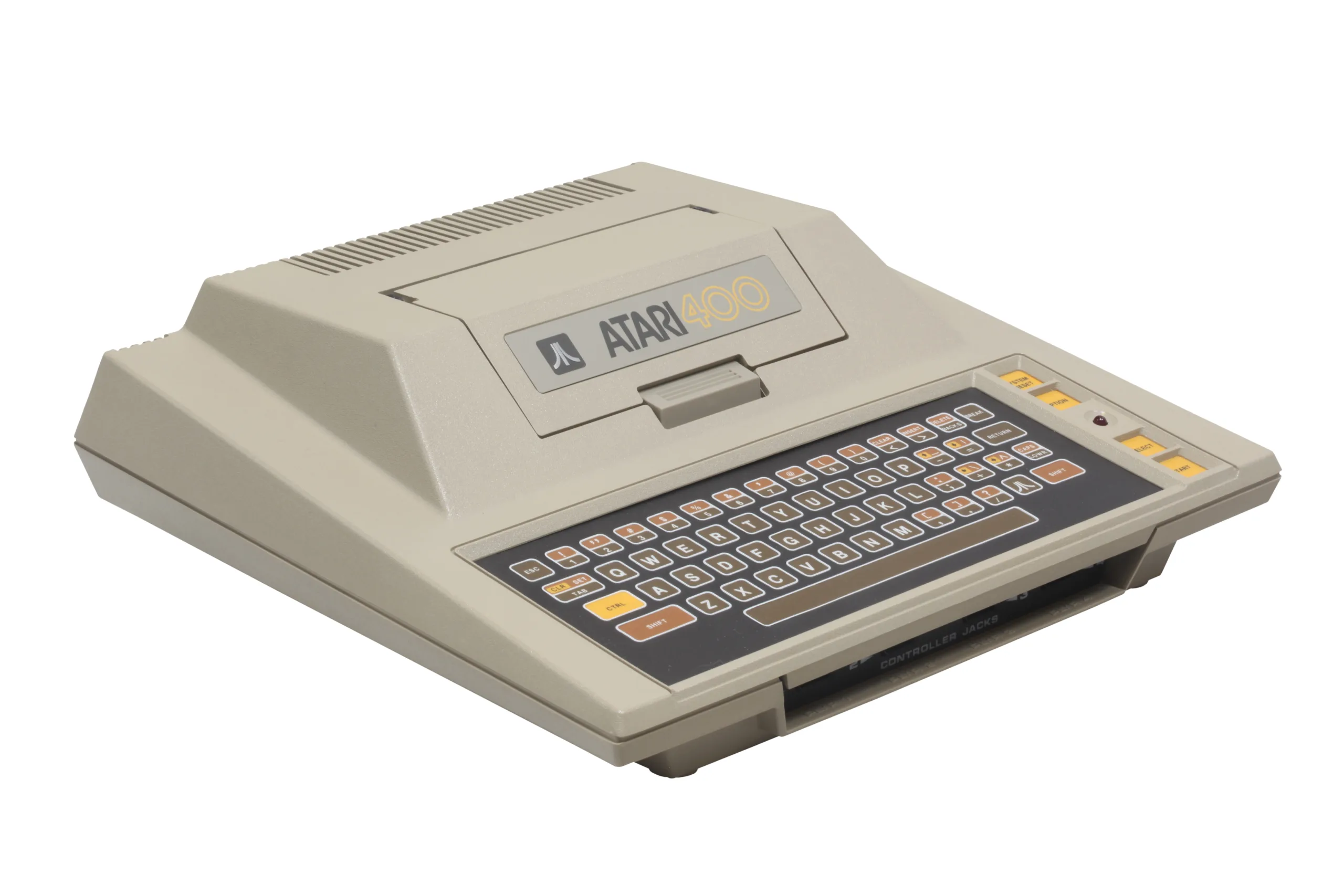 Atari 400 computer on display at Musée Bolo