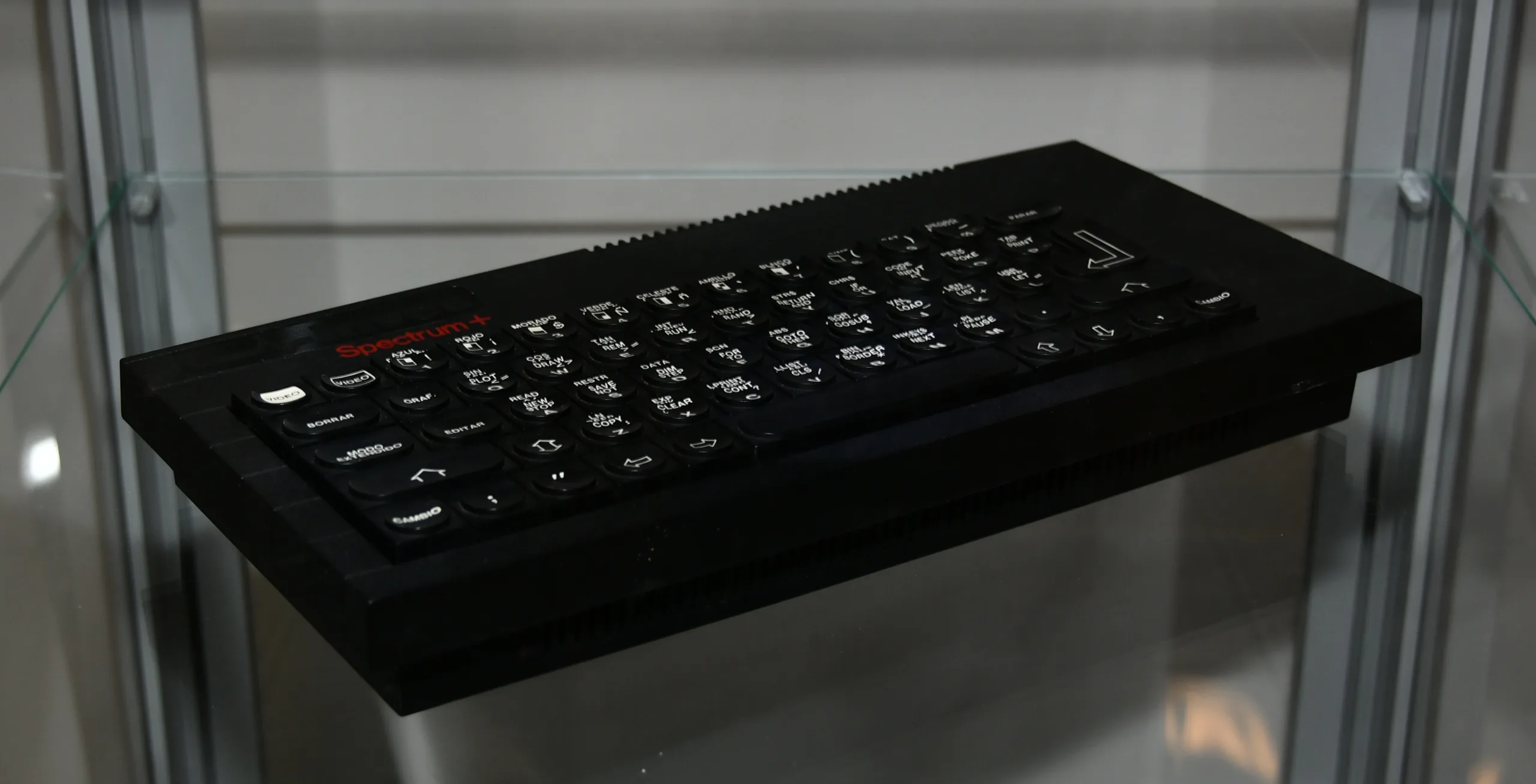 Inves Spectrum+ Spanish ZX Spectrum+ clone at RetroMadrid 2018