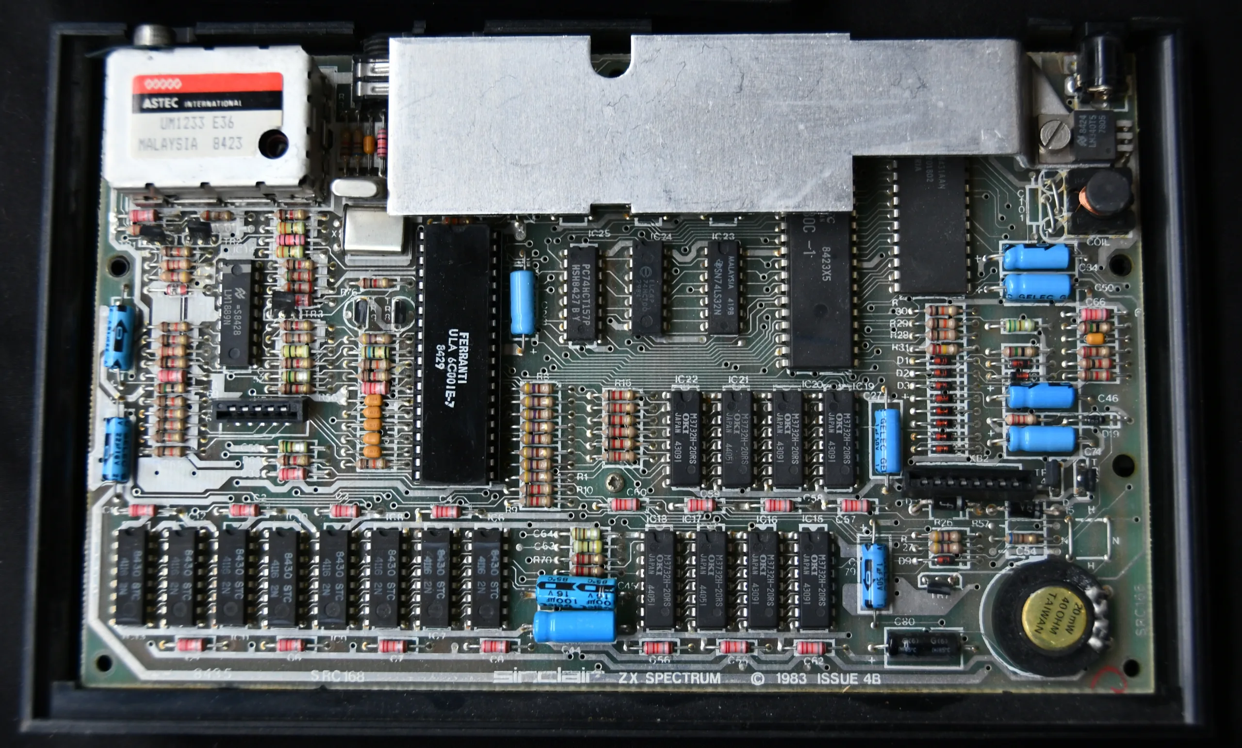 Fixing a ZX Spectrum 48K black screen: power, RAM and ULA checks